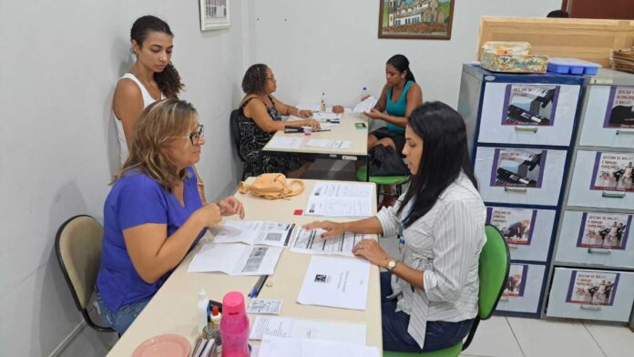 Inscrições para oficinas gratuitas movimentam Escola de Artes Municipal em São Pedro da Aldeia