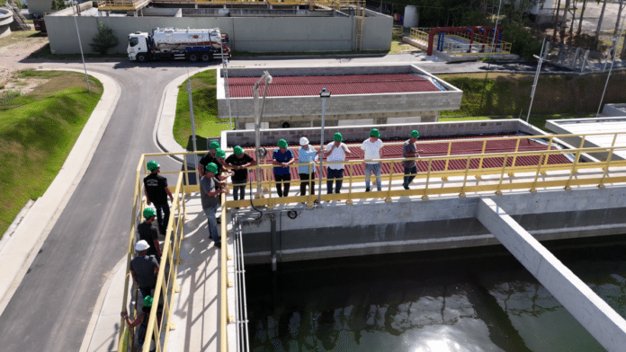 Prefeito Fábio do Pastel visita Estação de Tratamento de Esgoto da Prolagos