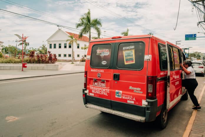 Prefeito anuncia novas medidas para eletrificação da frota do transporte público