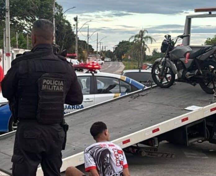 Secretaria de Segurança Cidadã de Maricá apreende moto com placa adulterada em Itaipuaçu