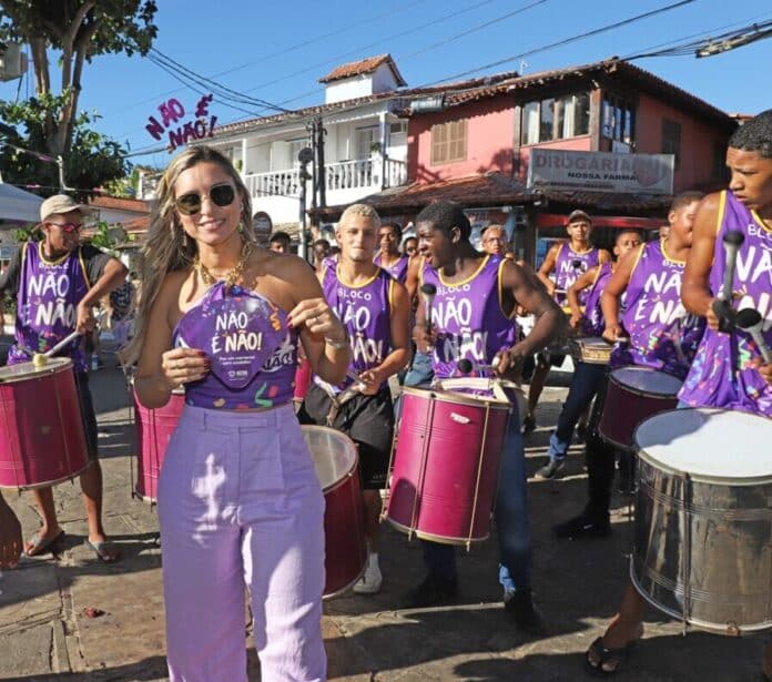 Bloco “NÃO É NÃO” leva conscientização e combate ao assédio no Carnaval de Búzios