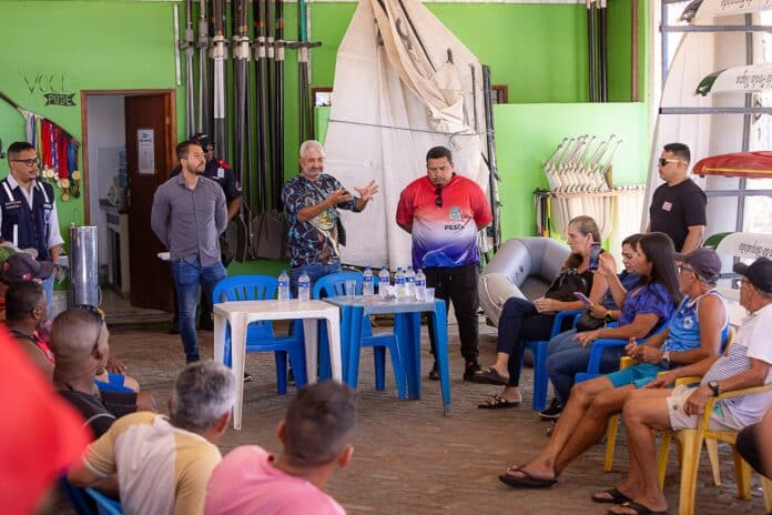 Prefeitura de Maricá orienta pescadores sobre boas práticas na pesca artesanal